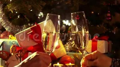 新年和圣诞庆祝活动-情侣香槟庆祝活动-4k